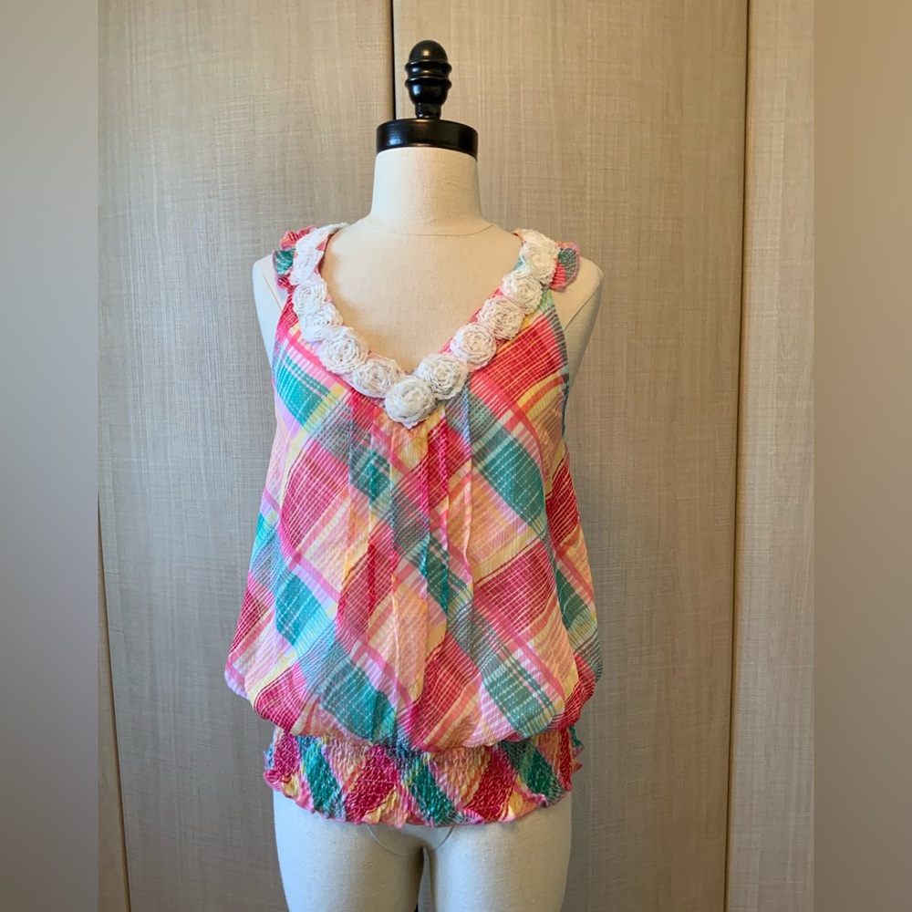 Women’s XOXO Sleeveless Multi Color Race Back Blouse Top Size M